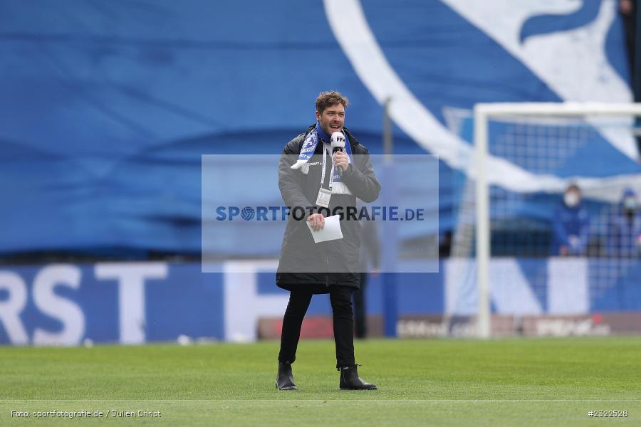 FFH, Stadionmoderator, Colin Mahnke, Merck-Stadion am Böllenfalltor, Darmstadt, 02.04.2022, DFL, sport, action, April 2022, Saison 2021/2022, KSV, D98, 2. Bundesliga, Fussball, Holstein Kiel, SV Darmstadt 98 - Bild-ID: 2322528