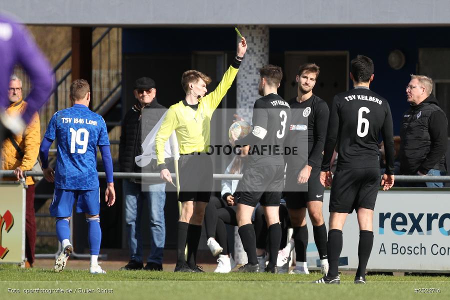 Karte, Schiedsrichter, Niklas Bornhorst, Sportgelände, Lohr am Main, 03.04.2022, BFV, sport, action, April 2022, Saison 2021/2022, KEI, TSV, Bezirksliga Unterfranken West, Fussball, TSV Keilberg, TSV Lohr - Bild-ID: 2322716