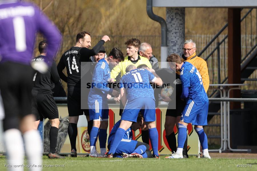 Schiedsrichter, Niklas Bornhorst, Sportgelände, Lohr am Main, 03.04.2022, BFV, sport, action, April 2022, Saison 2021/2022, KEI, TSV, Bezirksliga Unterfranken West, Fussball, TSV Keilberg, TSV Lohr - Bild-ID: 2322718