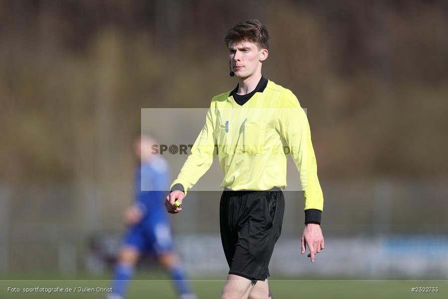 Schiedsrichter, Niklas Bornhorst, Sportgelände, Lohr am Main, 03.04.2022, BFV, sport, action, April 2022, Saison 2021/2022, KEI, TSV, Bezirksliga Unterfranken West, Fussball, TSV Keilberg, TSV Lohr - Bild-ID: 2322733