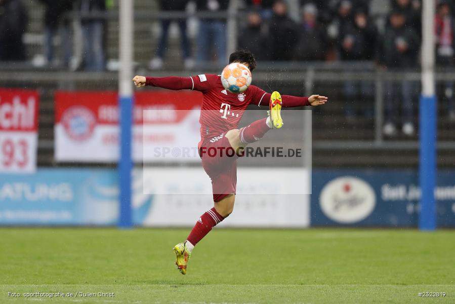 Hyunju Lee, Stadion am Schönbusch, Aschaffenburg, 08.04.2022, BFV, sport, action, April 2022, Saison 2021/2022, FCB, SVA, Regionalliga Bayern, Fussball, FC Bayern München II, SV Viktoria Aschaffenburg - Bild-ID: 2322819