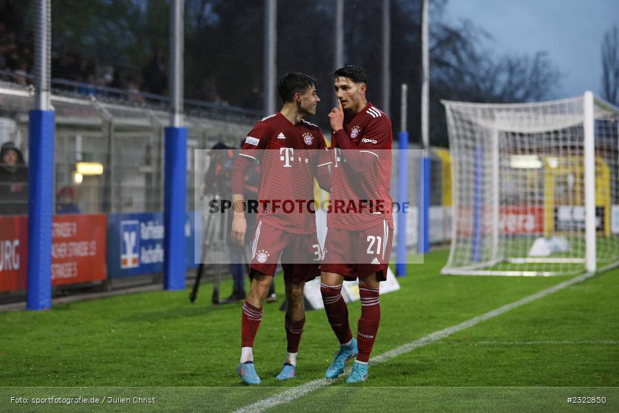 Lucas Fernando Copado Schrobenhauser, Stadion am Schönbusch, Aschaffenburg, 08.04.2022, BFV, sport, action, April 2022, Saison 2021/2022, FCB, SVA, Regionalliga Bayern, Fussball, FC Bayern München II, SV Viktoria Aschaffenburg - Bild-ID: 2322850