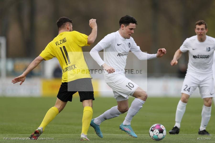 Jan Martin, Sportgelände in der Au, Karlburg, 09.04.2022, BFV, sport, action, April 2022, Saison 2021/2022, Bayernliga Nord, Fussball, DJK, TSV, DJK Vilzing, TSV Karlburg - Bild-ID: 2322986