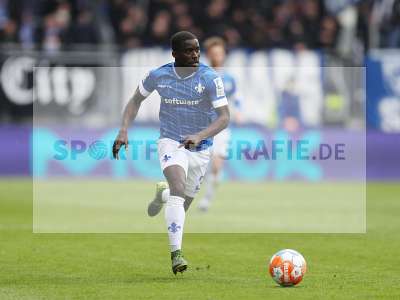 Fotos von SV Darmstadt 98 - Holstein Kiel auf sportfotografie.de