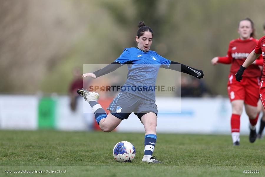 Sena Orhan, Sportgelände, Wertheim, 10.04.2022, BFV, sport, action, April 2022, Saison 2021/2022, BFV-Landesliga Frauen, Fussball, TSG, FCW, TSG Hoffenheim 3, FC Wertheim-Eichel - Bild-ID: 2323525
