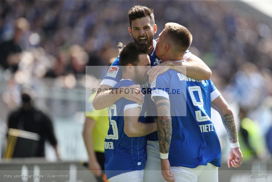 Torjubel, Phillip Tietz, Merck-Stadion am Böllenfalltor, Darmstadt, 17.04.2022, DFL, sport, action, April 2022, Saison 2021/2022, Fussball, 2. Bundesliga, S04, D98, FC Schalke 04, SV Darmstadt 98 - Bild-ID: 2324170