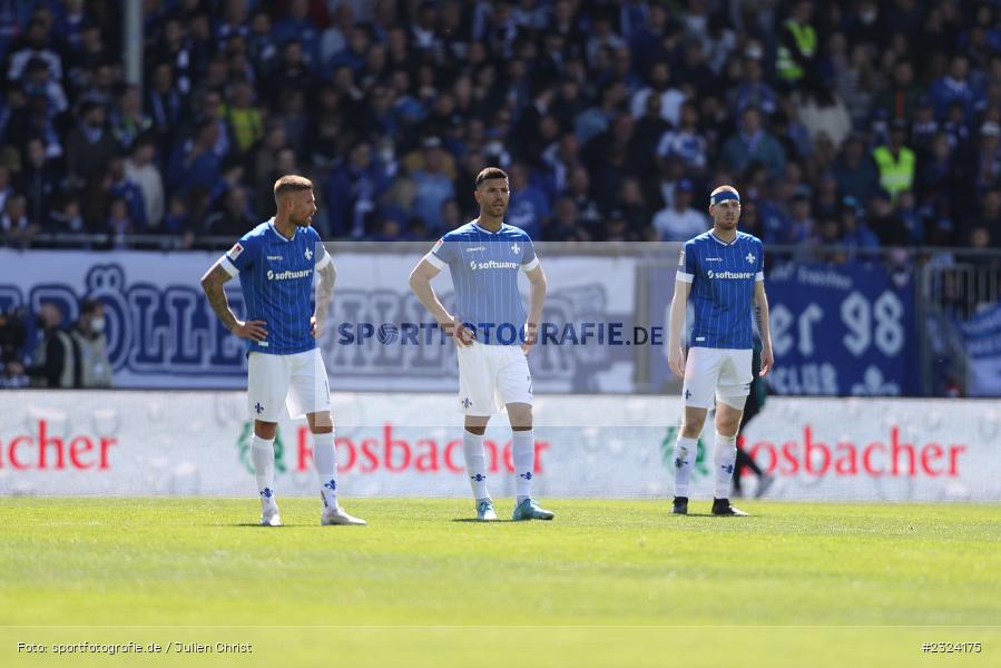 Klaus Gjasula, Merck-Stadion am Böllenfalltor, Darmstadt, 17.04.2022, DFL, sport, action, April 2022, Saison 2021/2022, Fussball, 2. Bundesliga, S04, D98, FC Schalke 04, SV Darmstadt 98 - Bild-ID: 2324175