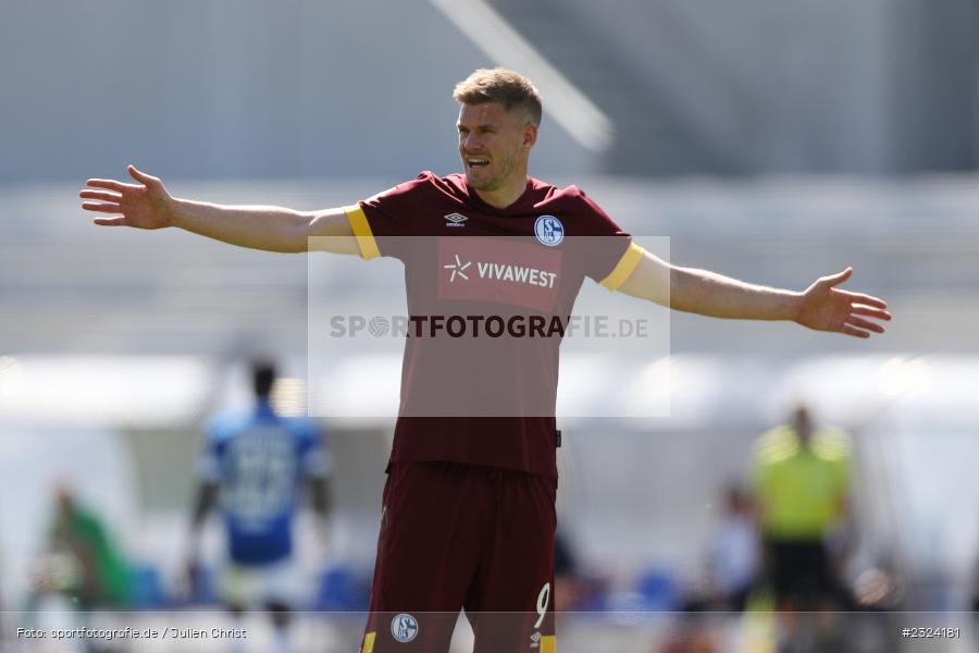 Simon Terodde, Merck-Stadion am Böllenfalltor, Darmstadt, 17.04.2022, DFL, sport, action, April 2022, Saison 2021/2022, Fussball, 2. Bundesliga, S04, D98, FC Schalke 04, SV Darmstadt 98 - Bild-ID: 2324181