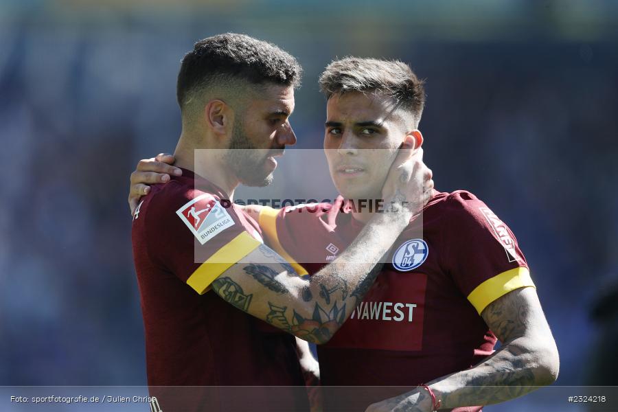 Victor Pálsson, Merck-Stadion am Böllenfalltor, Darmstadt, 17.04.2022, DFL, sport, action, April 2022, Saison 2021/2022, Fussball, 2. Bundesliga, S04, D98, FC Schalke 04, SV Darmstadt 98 - Bild-ID: 2324218 Victor Pálsson, Merck-Stadion am Böllenfalltor, Darmstadt, 17.04.2022, DFL, sport, action, April 2022, Saison 2021/2022, Fussball, 2. Bundesliga, S04, D98, FC Schalke 04, SV Darmstadt 98 - Bild-ID: 2324218