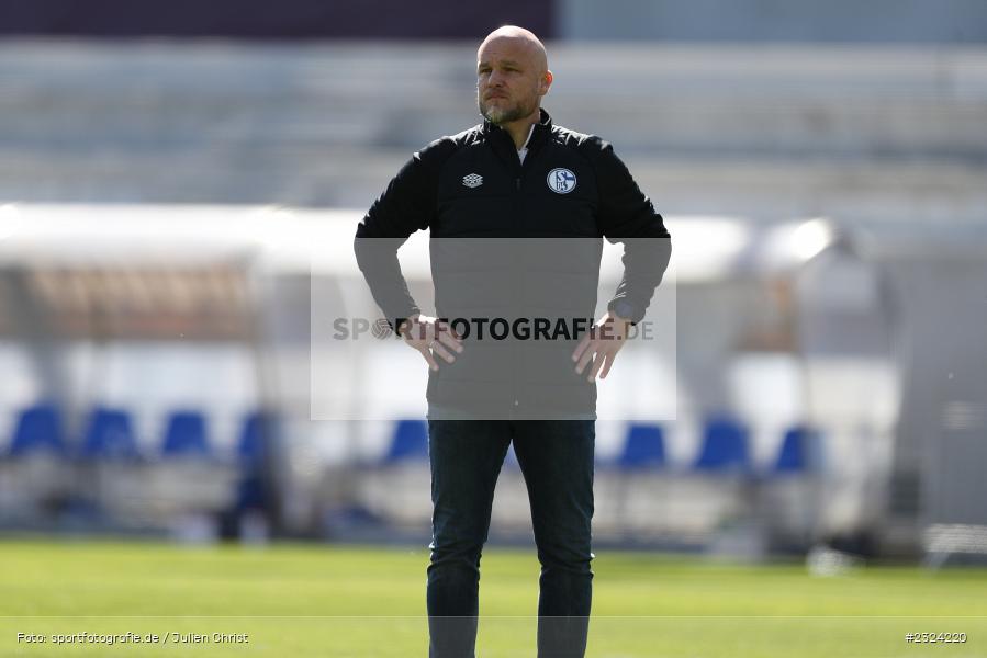 Rouven Schröder, Merck-Stadion am Böllenfalltor, Darmstadt, 17.04.2022, DFL, sport, action, April 2022, Saison 2021/2022, Fussball, 2. Bundesliga, S04, D98, FC Schalke 04, SV Darmstadt 98 - Bild-ID: 2324220 Rouven Schröder, Merck-Stadion am Böllenfalltor, Darmstadt, 17.04.2022, DFL, sport, action, April 2022, Saison 2021/2022, Fussball, 2. Bundesliga, S04, D98, FC Schalke 04, SV Darmstadt 98 - Bild-ID: 2324220