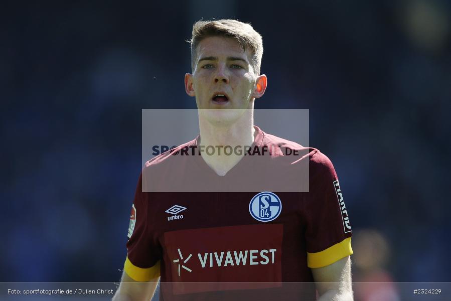 Florian Flick, Merck-Stadion am Böllenfalltor, Darmstadt, 17.04.2022, DFL, sport, action, April 2022, Saison 2021/2022, Fussball, 2. Bundesliga, S04, D98, FC Schalke 04, SV Darmstadt 98 - Bild-ID: 2324229