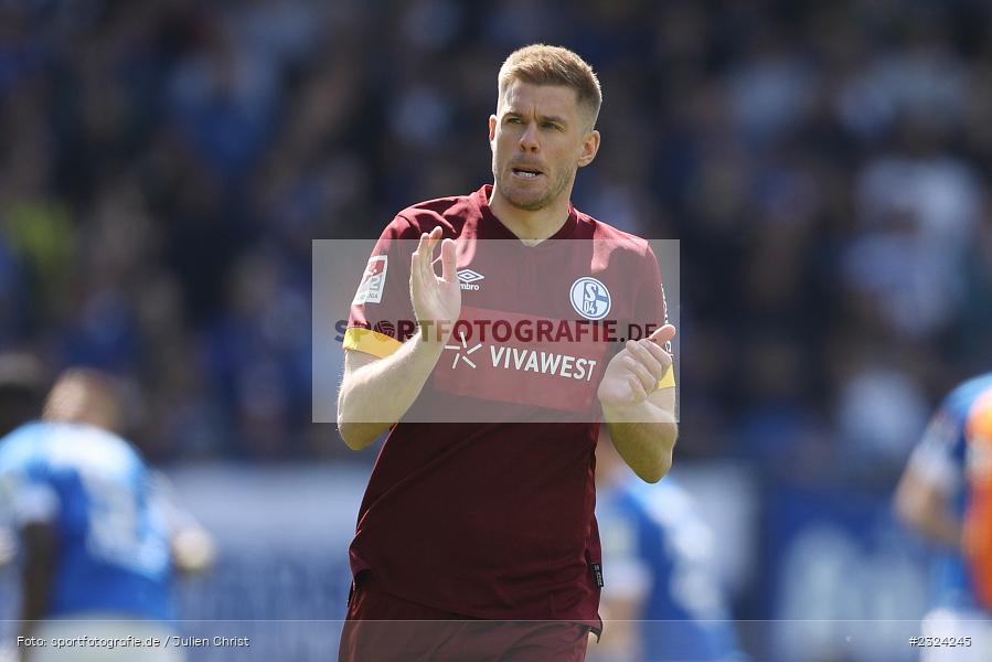 Simon Terodde, Merck-Stadion am Böllenfalltor, Darmstadt, 17.04.2022, DFL, sport, action, April 2022, Saison 2021/2022, Fussball, 2. Bundesliga, S04, D98, FC Schalke 04, SV Darmstadt 98 - Bild-ID: 2324245