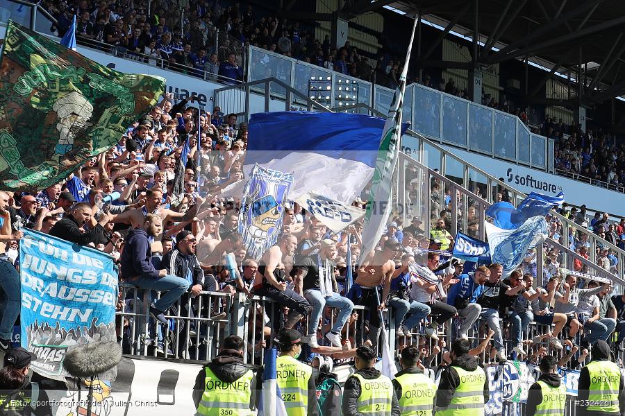 Marler Jungs, Originals 75, Ultras, Solidarität, Hugos, Fans, Merck-Stadion am Böllenfalltor, Darmstadt, 17.04.2022, DFL, sport, action, April 2022, Saison 2021/2022, Fussball, 2. Bundesliga, S04, D98, FC Schalke 04, SV Darmstadt 98 - Bild-ID: 2324261