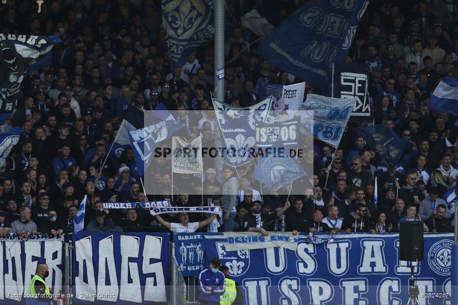 Fans, Merck-Stadion am Böllenfalltor, Darmstadt, 17.04.2022, DFL, sport, action, April 2022, Saison 2021/2022, Fussball, 2. Bundesliga, S04, D98, FC Schalke 04, SV Darmstadt 98 - Bild-ID: 2324267