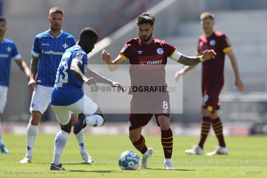 Danny Latza, Merck-Stadion am Böllenfalltor, Darmstadt, 17.04.2022, DFL, sport, action, April 2022, Saison 2021/2022, Fussball, 2. Bundesliga, S04, D98, FC Schalke 04, SV Darmstadt 98 - Bild-ID: 2324277