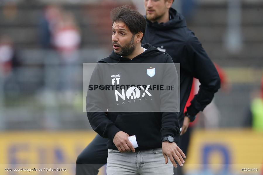 Farat Toku, FLYERALARM Arena, Würzburg, 23.04.2022, DFL, sport, action, April 2022, Saison 2021/2022, Fussball, 3. Liga, VIK, FCV, FWK, FC Viktoria Berlin, FC Würzburger Kickers - Bild-ID: 2324410