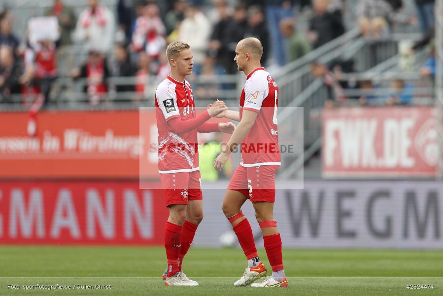 Louis Breunig, FLYERALARM Arena, Würzburg, 23.04.2022, DFL, sport, action, April 2022, Saison 2021/2022, Fussball, 3. Liga, VIK, FCV, FWK, FC Viktoria Berlin, FC Würzburger Kickers - Bild-ID: 2324474