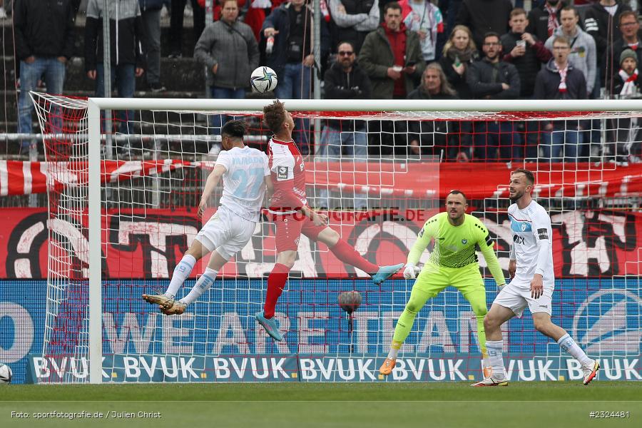 Marvin Pourié, FLYERALARM Arena, Würzburg, 23.04.2022, DFL, sport, action, April 2022, Saison 2021/2022, Fussball, 3. Liga, VIK, FCV, FWK, FC Viktoria Berlin, FC Würzburger Kickers - Bild-ID: 2324481