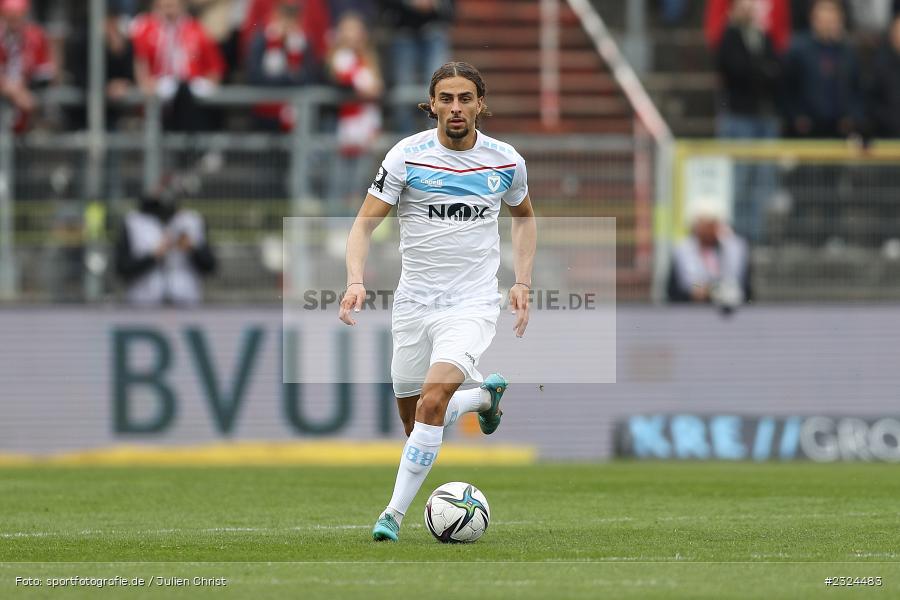 Cebrail Makreckis, FLYERALARM Arena, Würzburg, 23.04.2022, DFL, sport, action, April 2022, Saison 2021/2022, Fussball, 3. Liga, VIK, FCV, FWK, FC Viktoria Berlin, FC Würzburger Kickers - Bild-ID: 2324483