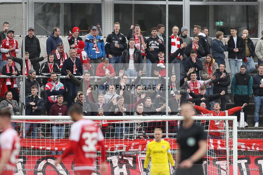Fans, FLYERALARM Arena, Würzburg, 23.04.2022, DFL, sport, action, April 2022, Saison 2021/2022, Fussball, 3. Liga, VIK, FCV, FWK, FC Viktoria Berlin, FC Würzburger Kickers - Bild-ID: 2324498 Fans, FLYERALARM Arena, Würzburg, 23.04.2022, DFL, sport, action, April 2022, Saison 2021/2022, Fussball, 3. Liga, VIK, FCV, FWK, FC Viktoria Berlin, FC Würzburger Kickers - Bild-ID: 2324498