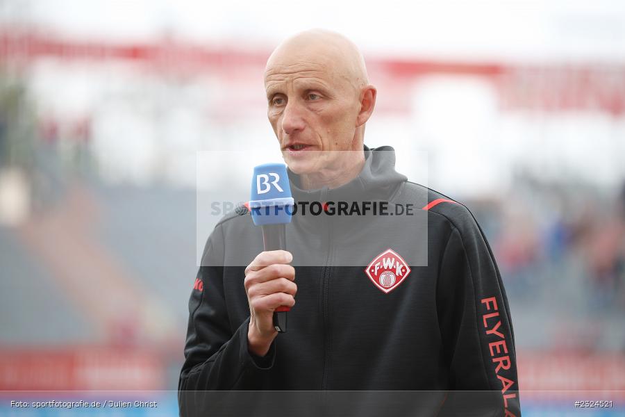 Ralf Santelli, FLYERALARM Arena, Würzburg, 23.04.2022, DFL, sport, action, April 2022, Saison 2021/2022, Fussball, 3. Liga, VIK, FCV, FWK, FC Viktoria Berlin, FC Würzburger Kickers - Bild-ID: 2324521
