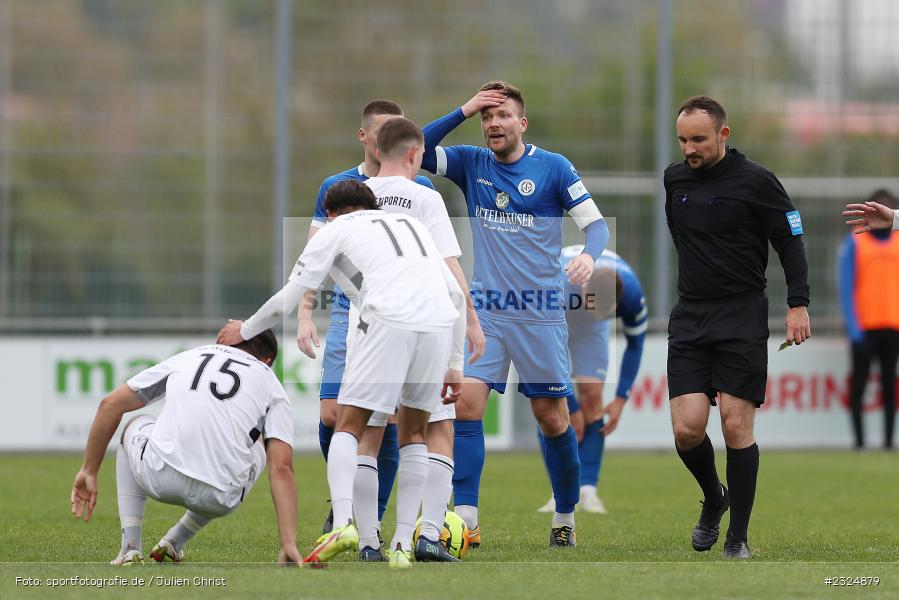 Hände, Arme, gestikuliert, David Drösler, Sepp Endres Sportanlage, Würzburg, 26.04.2022, BFV, sport, action, April 2022, Saison 2021/2022, Amateure, Fussball, Bayernliga Nord, SVS, WFV, SV Seligenporten, Würzburger FV - Bild-ID: 2324879