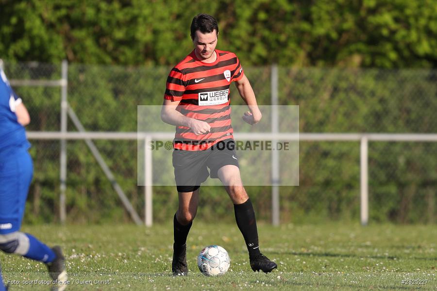 Lukas Imhof, Sportgelände, Himmelstadt, 28.04.2022, BFV, sport, action, April 2022, Saison 2021/2022, Amateure, Fussball, FV Langenprozelten/Neuendorf, SG Laudenbach/Himmelstadt - Bild-ID: 2325227 Lukas Imhof, Sportgelände, Himmelstadt, 28.04.2022, BFV, sport, action, April 2022, Saison 2021/2022, Amateure, Fussball, FV Langenprozelten/Neuendorf, SG Laudenbach/Himmelstadt - Bild-ID: 2325227