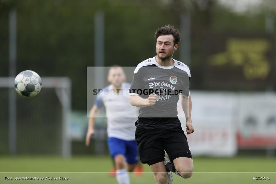 Moritz Stobbies, Sportgelände, Nassig, 29.04.2022, BFV, sport, action, April 2022, Saison 2021/2022, Amateure, Fussball, bfv-Landesliga Odenwald, FCS, SVE, FC Schloßau, SV Eintracht Nassig - Bild-ID: 2325296