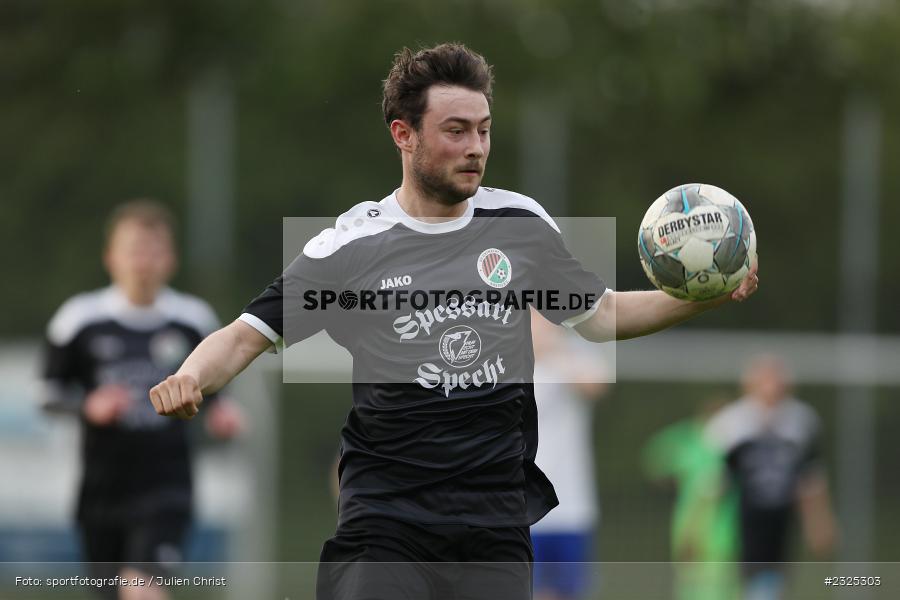 Moritz Stobbies, Sportgelände, Nassig, 29.04.2022, BFV, sport, action, April 2022, Saison 2021/2022, Amateure, Fussball, bfv-Landesliga Odenwald, FCS, SVE, FC Schloßau, SV Eintracht Nassig - Bild-ID: 2325303