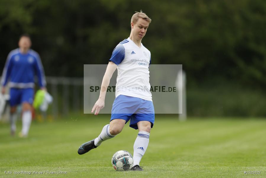 Maximilian Friedrich, Sportgelände, Nassig, 29.04.2022, BFV, sport, action, April 2022, Saison 2021/2022, Amateure, Fussball, bfv-Landesliga Odenwald, FCS, SVE, FC Schloßau, SV Eintracht Nassig - Bild-ID: 2325322