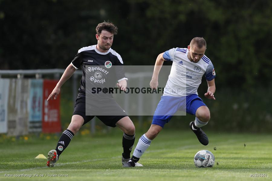 Patrick Benig, Sportgelände, Nassig, 29.04.2022, BFV, sport, action, April 2022, Saison 2021/2022, Amateure, Fussball, bfv-Landesliga Odenwald, FCS, SVE, FC Schloßau, SV Eintracht Nassig - Bild-ID: 2325351