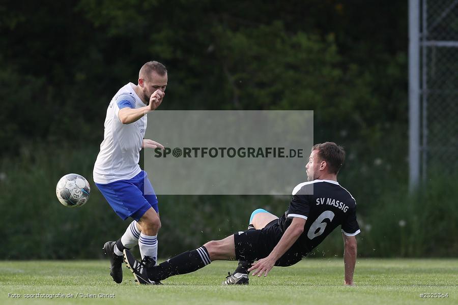 Patrick Benig, Sportgelände, Nassig, 29.04.2022, BFV, sport, action, April 2022, Saison 2021/2022, Amateure, Fussball, bfv-Landesliga Odenwald, FCS, SVE, FC Schloßau, SV Eintracht Nassig - Bild-ID: 2325364