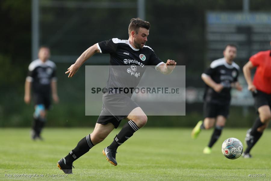 Alexander Baumann, Sportgelände, Nassig, 29.04.2022, BFV, sport, action, April 2022, Saison 2021/2022, Amateure, Fussball, bfv-Landesliga Odenwald, FCS, SVE, FC Schloßau, SV Eintracht Nassig - Bild-ID: 2325365