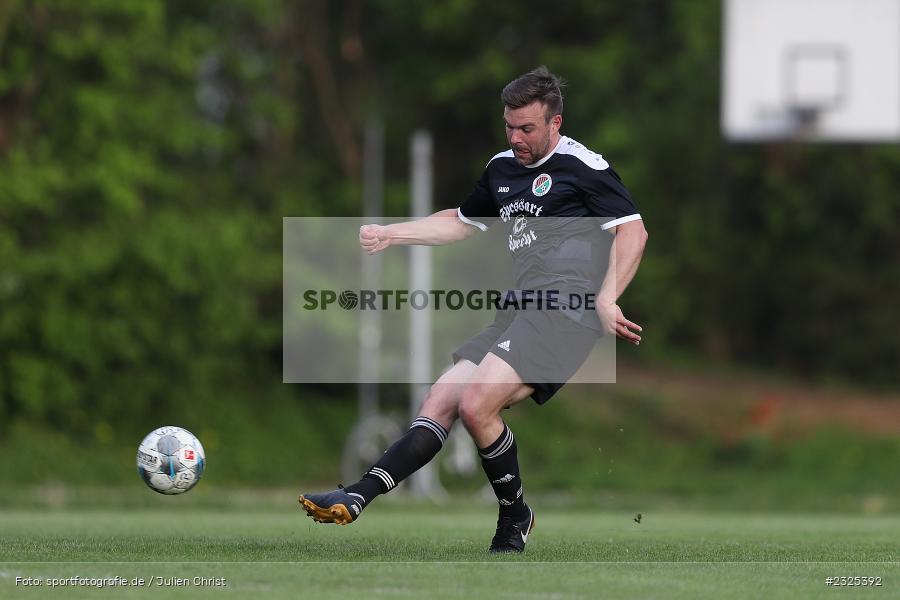 Alexander Baumann, Sportgelände, Nassig, 29.04.2022, BFV, sport, action, April 2022, Saison 2021/2022, Amateure, Fussball, bfv-Landesliga Odenwald, FCS, SVE, FC Schloßau, SV Eintracht Nassig - Bild-ID: 2325392