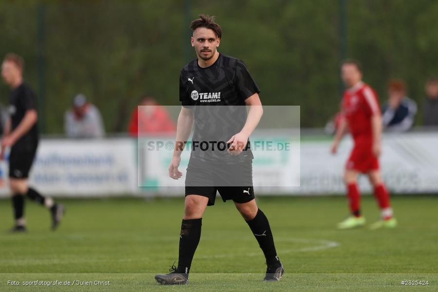 Antonio De Simone, Sportgelände, Oberndorf, 29.04.2022, BFV, sport, action, April 2022, Saison 2021/2022, Amateure, Fussball, Gruppe 4, Kreisklasse Würzburg, TSV, DJK, TSV Güntersleben, DJK Oberndorf - Bild-ID: 2325424 Antonio De Simone, Sportgelände, Oberndorf, 29.04.2022, BFV, sport, action, April 2022, Saison 2021/2022, Amateure, Fussball, Gruppe 4, Kreisklasse Würzburg, TSV, DJK, TSV Güntersleben, DJK Oberndorf - Bild-ID: 2325424