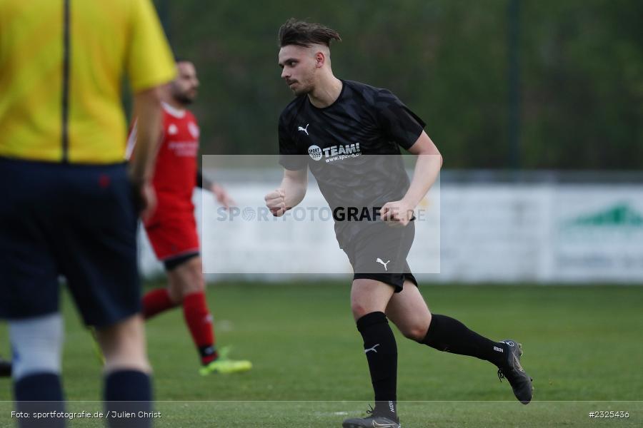 Antonio De Simone, Sportgelände, Oberndorf, 29.04.2022, BFV, sport, action, April 2022, Saison 2021/2022, Amateure, Fussball, Gruppe 4, Kreisklasse Würzburg, TSV, DJK, TSV Güntersleben, DJK Oberndorf - Bild-ID: 2325436 Antonio De Simone, Sportgelände, Oberndorf, 29.04.2022, BFV, sport, action, April 2022, Saison 2021/2022, Amateure, Fussball, Gruppe 4, Kreisklasse Würzburg, TSV, DJK, TSV Güntersleben, DJK Oberndorf - Bild-ID: 2325436