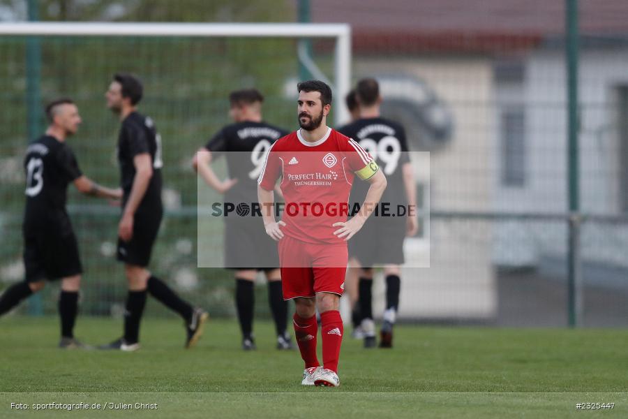Mauricio Albero, Sportgelände, Oberndorf, 29.04.2022, BFV, sport, action, April 2022, Saison 2021/2022, Amateure, Fussball, Gruppe 4, Kreisklasse Würzburg, TSV, DJK, TSV Güntersleben, DJK Oberndorf - Bild-ID: 2325447