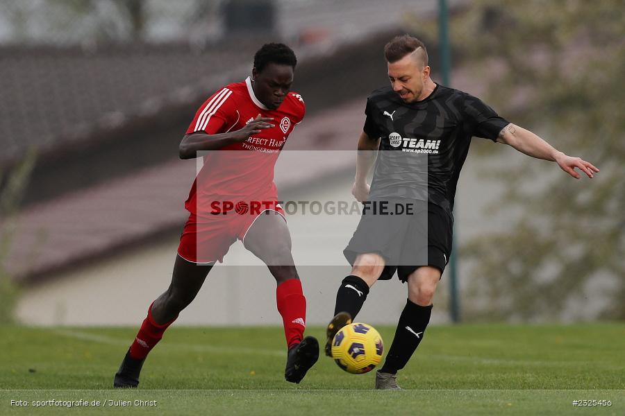 Serigne Ba, Sportgelände, Oberndorf, 29.04.2022, BFV, sport, action, April 2022, Saison 2021/2022, Amateure, Fussball, Gruppe 4, Kreisklasse Würzburg, TSV, DJK, TSV Güntersleben, DJK Oberndorf - Bild-ID: 2325456