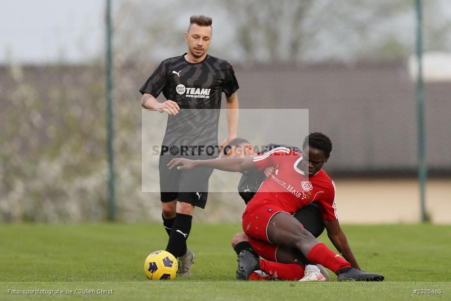 Serigne Ba, Sportgelände, Oberndorf, 29.04.2022, BFV, sport, action, April 2022, Saison 2021/2022, Amateure, Fussball, Gruppe 4, Kreisklasse Würzburg, TSV, DJK, TSV Güntersleben, DJK Oberndorf - Bild-ID: 2325463