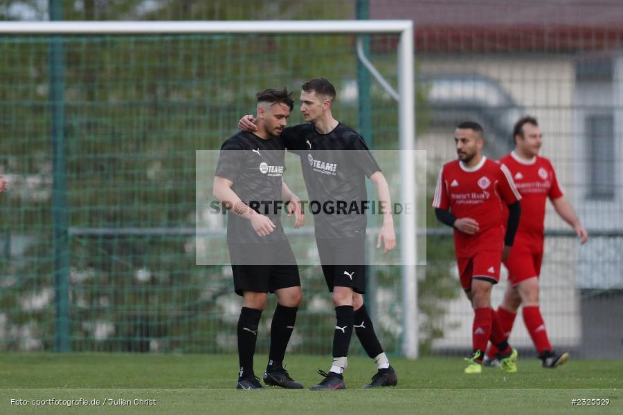 Kevin Väth, Sportgelände, Oberndorf, 29.04.2022, BFV, sport, action, April 2022, Saison 2021/2022, Amateure, Fussball, Gruppe 4, Kreisklasse Würzburg, TSV, DJK, TSV Güntersleben, DJK Oberndorf - Bild-ID: 2325529