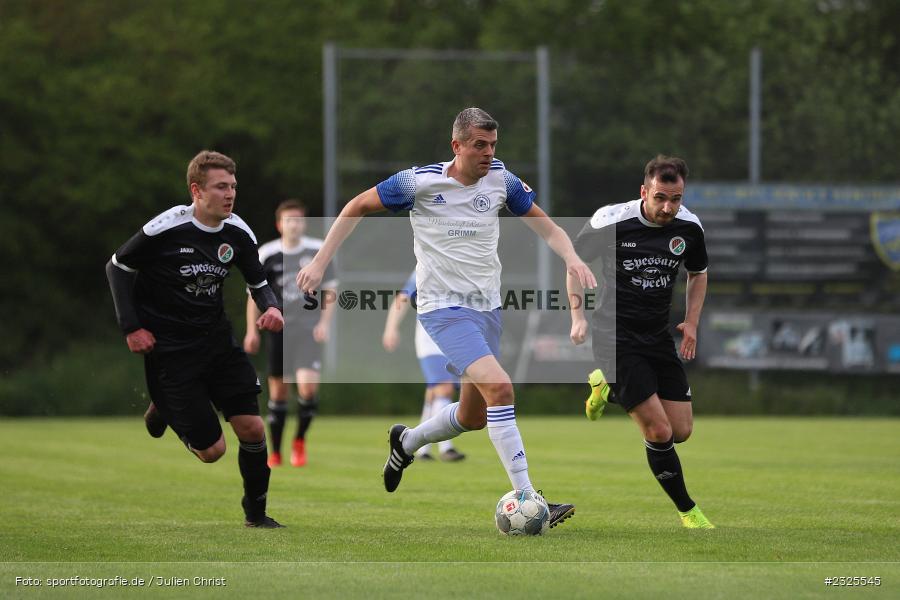 Christian Schäfer, Sportgelände, Nassig, 29.04.2022, BFV, sport, action, April 2022, Saison 2021/2022, Amateure, Fussball, bfv-Landesliga Odenwald, FCS, SVE, FC Schloßau, SV Eintracht Nassig - Bild-ID: 2325545