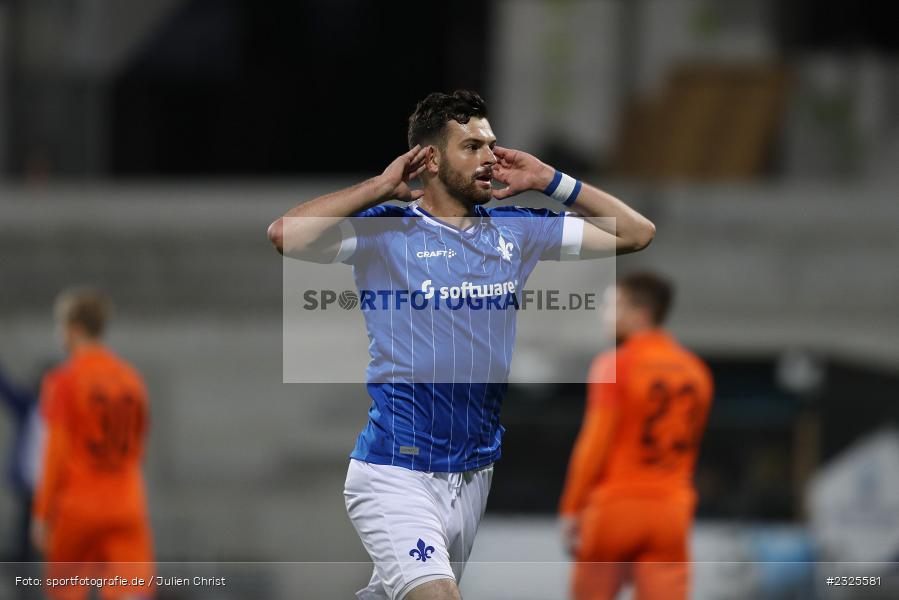 Freude, Torjubel, Luca Pfeiffer, Merck-Stadion am Böllenfalltor, Darmstadt, 30.04.2022, DFL, sport, action, April 2022, Saison 2021/2022, 2. Bundesliga, Fussball, AUE, FCE, D98, SV98, FC Erzgebirge Aue, SV Darmstadt 98 - Bild-ID: 2325581