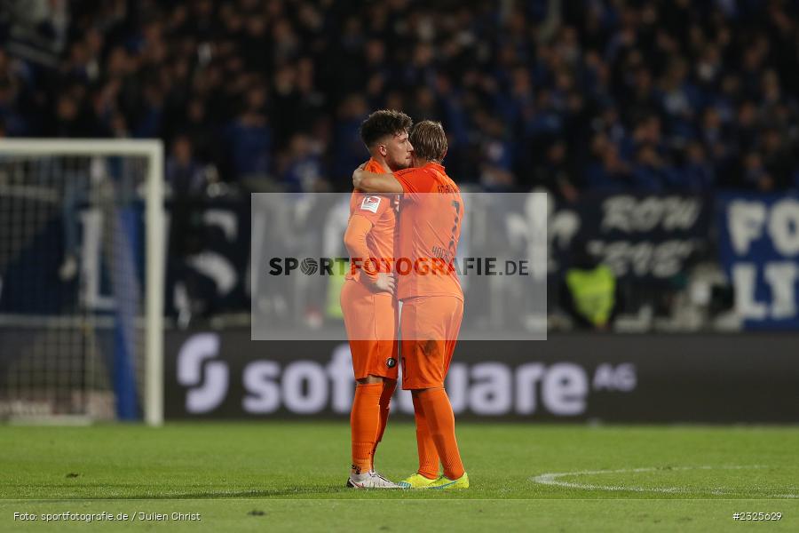 Emotionen, Enttäuscht, Tom Baumgart, Merck-Stadion am Böllenfalltor, Darmstadt, 30.04.2022, DFL, sport, action, April 2022, Saison 2021/2022, 2. Bundesliga, Fussball, AUE, FCE, D98, SV98, FC Erzgebirge Aue, SV Darmstadt 98 - Bild-ID: 2325629