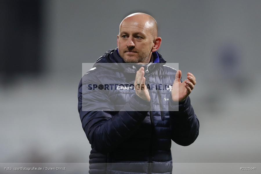 Hände, Arme, gestikuliert, Torsten Lieberknecht, Merck-Stadion am Böllenfalltor, Darmstadt, 30.04.2022, DFL, sport, action, April 2022, Saison 2021/2022, 2. Bundesliga, Fussball, AUE, FCE, D98, SV98, FC Erzgebirge Aue, SV Darmstadt 98 - Bild-ID: 2325641