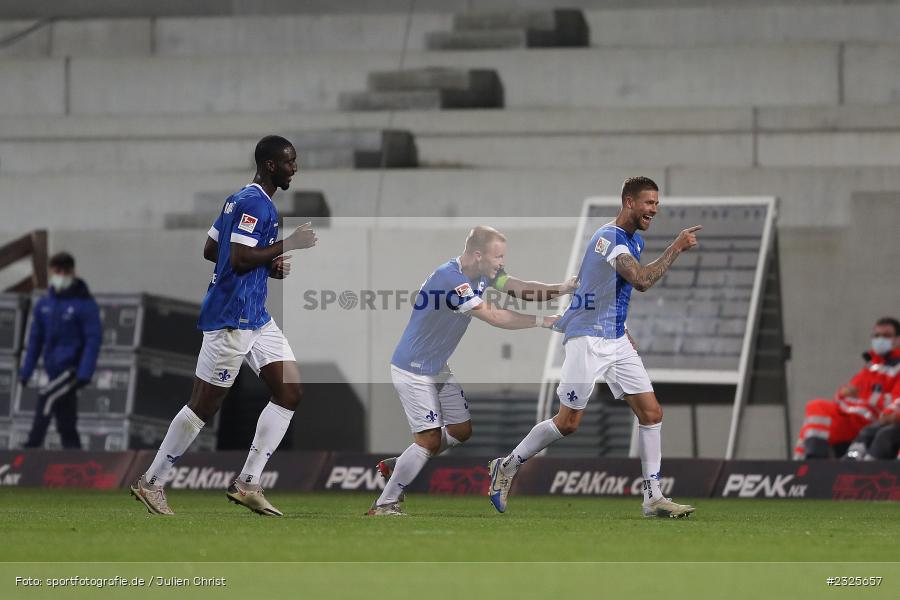 Torjubel, Tobias Kempe, Merck-Stadion am Böllenfalltor, Darmstadt, 30.04.2022, DFL, sport, action, April 2022, Saison 2021/2022, 2. Bundesliga, Fussball, AUE, FCE, D98, SV98, FC Erzgebirge Aue, SV Darmstadt 98 - Bild-ID: 2325657