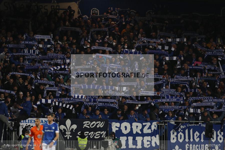 Fans, Merck-Stadion am Böllenfalltor, Darmstadt, 30.04.2022, DFL, sport, action, April 2022, Saison 2021/2022, 2. Bundesliga, Fussball, AUE, FCE, D98, SV98, FC Erzgebirge Aue, SV Darmstadt 98 - Bild-ID: 2325665