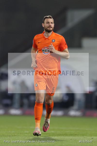 Florian Ballas, Merck-Stadion am Böllenfalltor, Darmstadt, 30.04.2022, DFL, sport, action, April 2022, Saison 2021/2022, 2. Bundesliga, Fussball, AUE, FCE, D98, SV98, FC Erzgebirge Aue, SV Darmstadt 98 - Bild-ID: 2325667