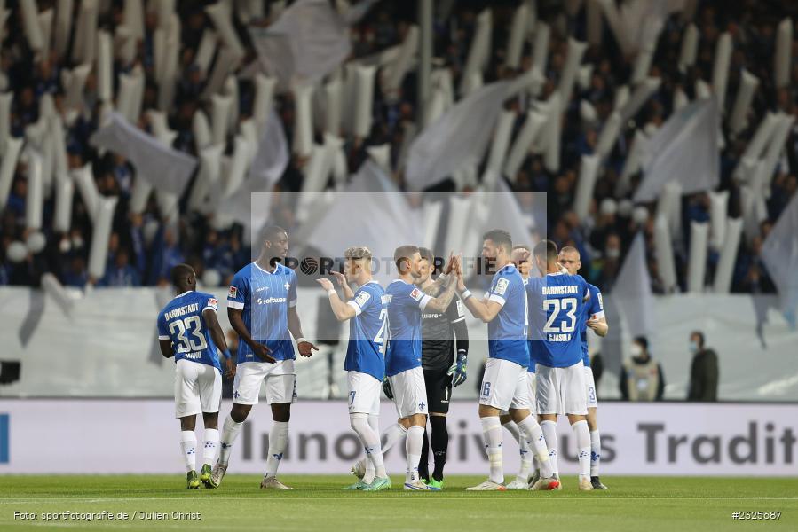 Tobias Kempe, Merck-Stadion am Böllenfalltor, Darmstadt, 30.04.2022, DFL, sport, action, April 2022, Saison 2021/2022, 2. Bundesliga, Fussball, AUE, FCE, D98, SV98, FC Erzgebirge Aue, SV Darmstadt 98 - Bild-ID: 2325687