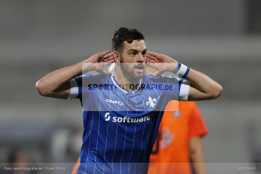 Freude, Torjubel, Luca Pfeiffer, Merck-Stadion am Böllenfalltor, Darmstadt, 30.04.2022, DFL, sport, action, April 2022, Saison 2021/2022, 2. Bundesliga, Fussball, AUE, FCE, D98, SV98, FC Erzgebirge Aue, SV Darmstadt 98 - Bild-ID: 2325690
