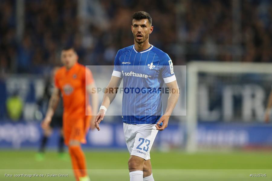 Klaus Gjasula, Merck-Stadion am Böllenfalltor, Darmstadt, 30.04.2022, DFL, sport, action, April 2022, Saison 2021/2022, 2. Bundesliga, Fussball, AUE, FCE, D98, SV98, FC Erzgebirge Aue, SV Darmstadt 98 - Bild-ID: 2325765